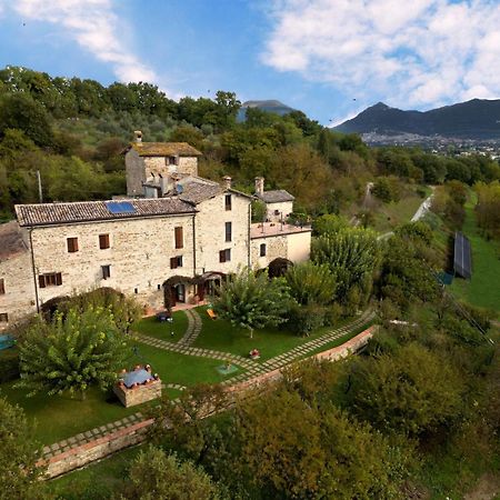 Agriturismo I Gelsi Di Santa Cristina 구비오 외부 사진