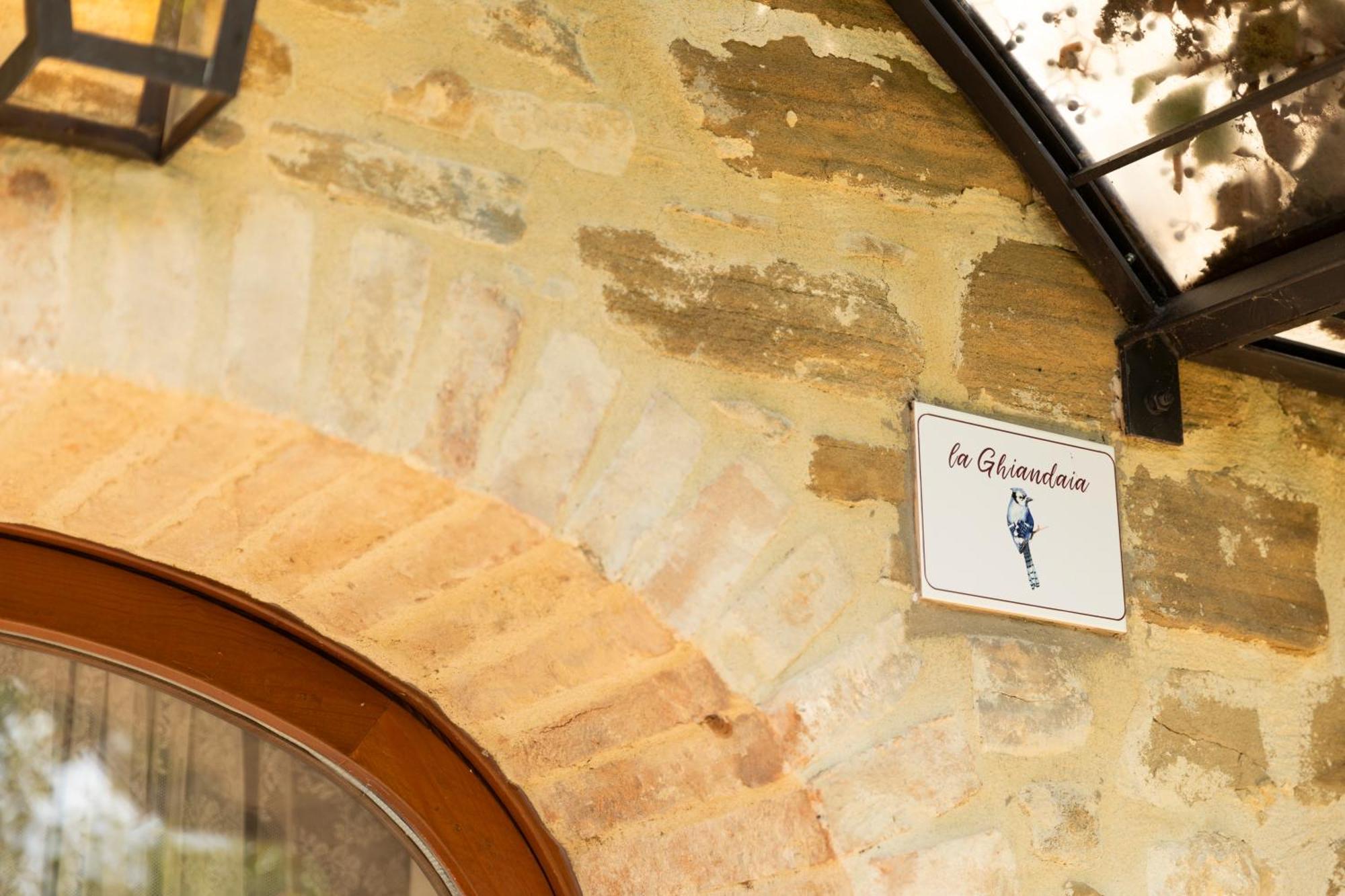 Agriturismo I Gelsi Di Santa Cristina 구비오 외부 사진