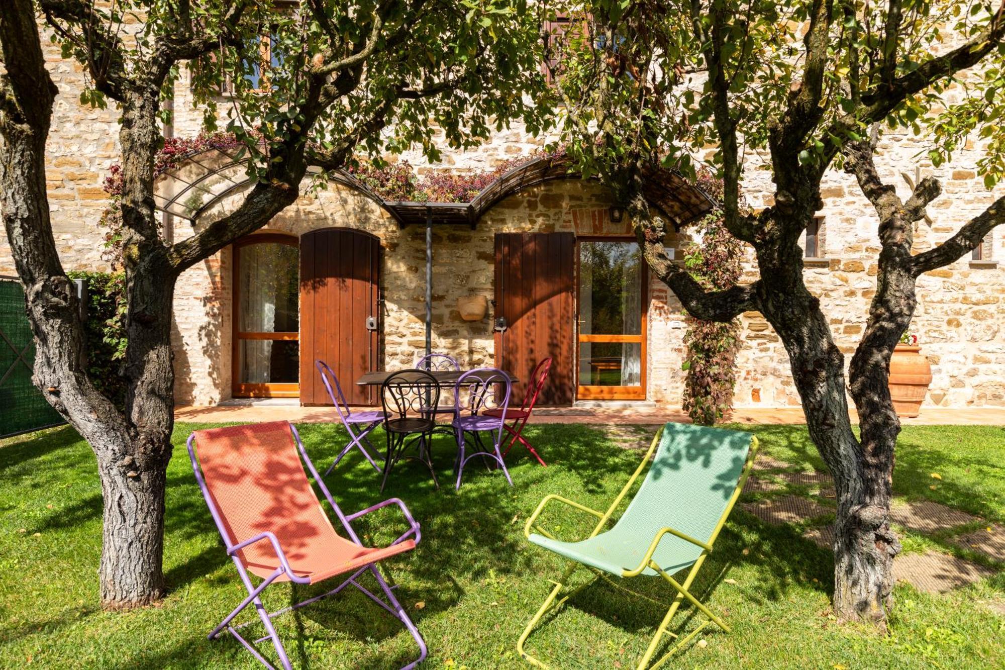 Agriturismo I Gelsi Di Santa Cristina 구비오 외부 사진