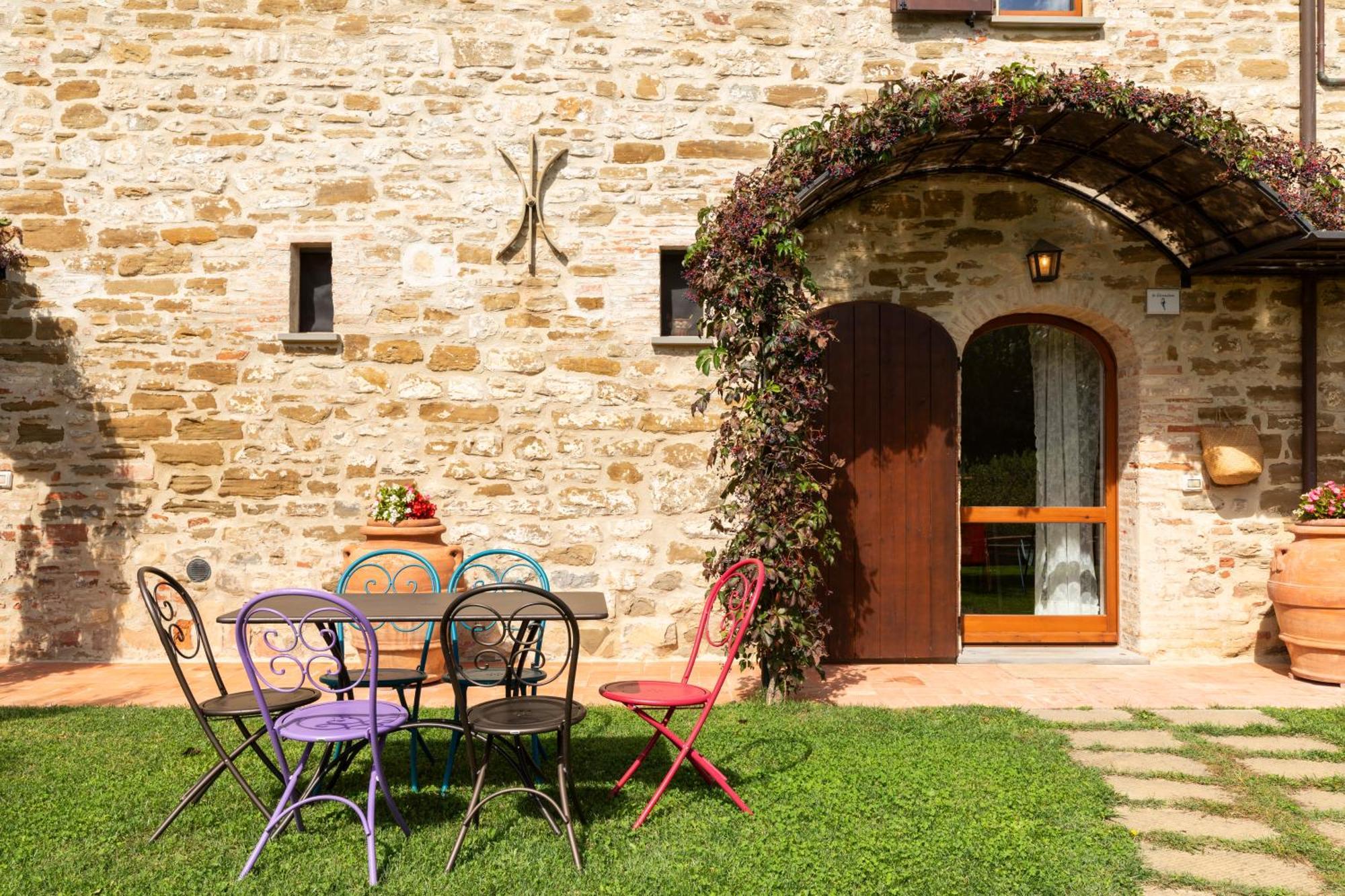 Agriturismo I Gelsi Di Santa Cristina 구비오 외부 사진
