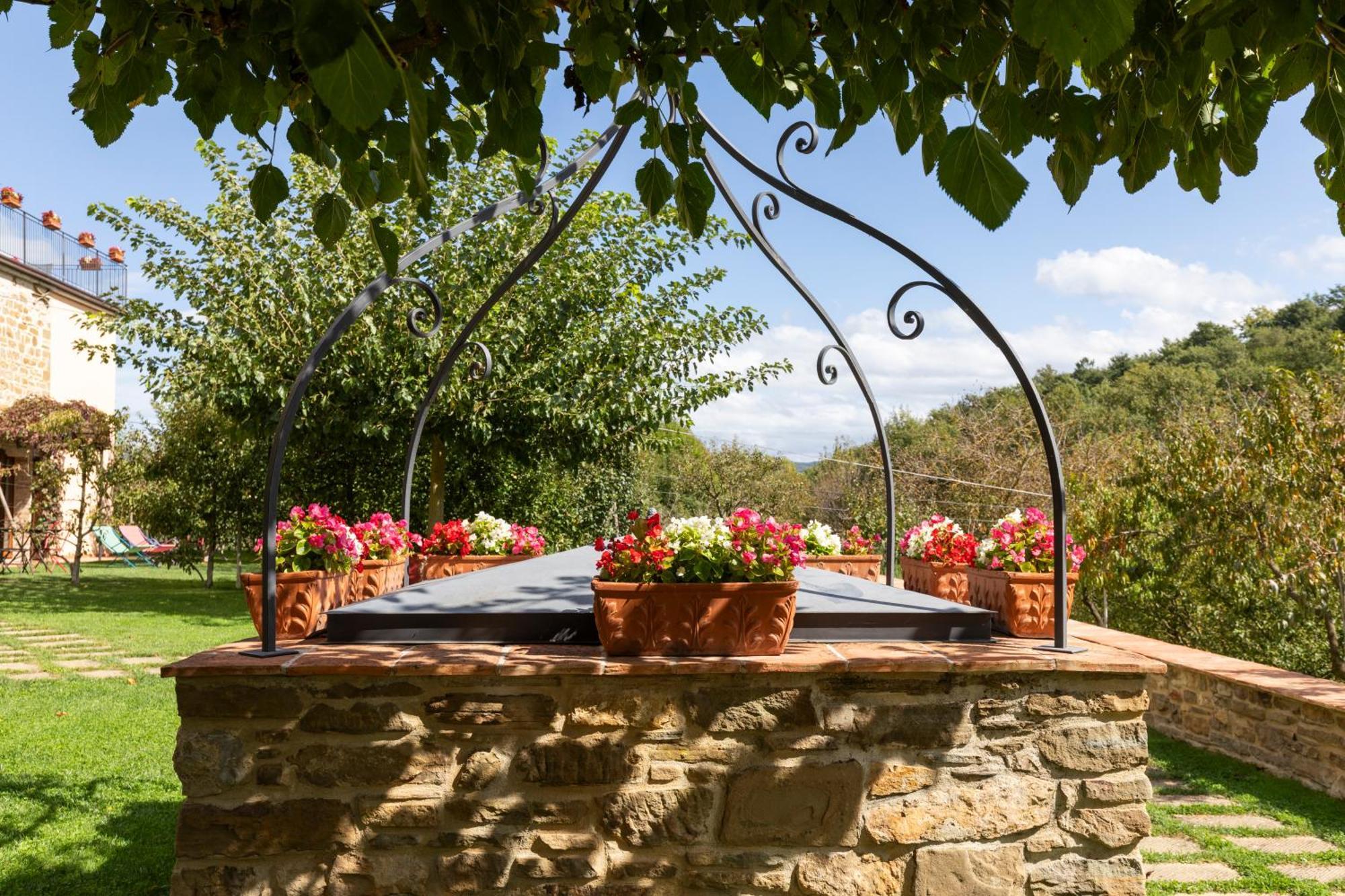Agriturismo I Gelsi Di Santa Cristina 구비오 외부 사진