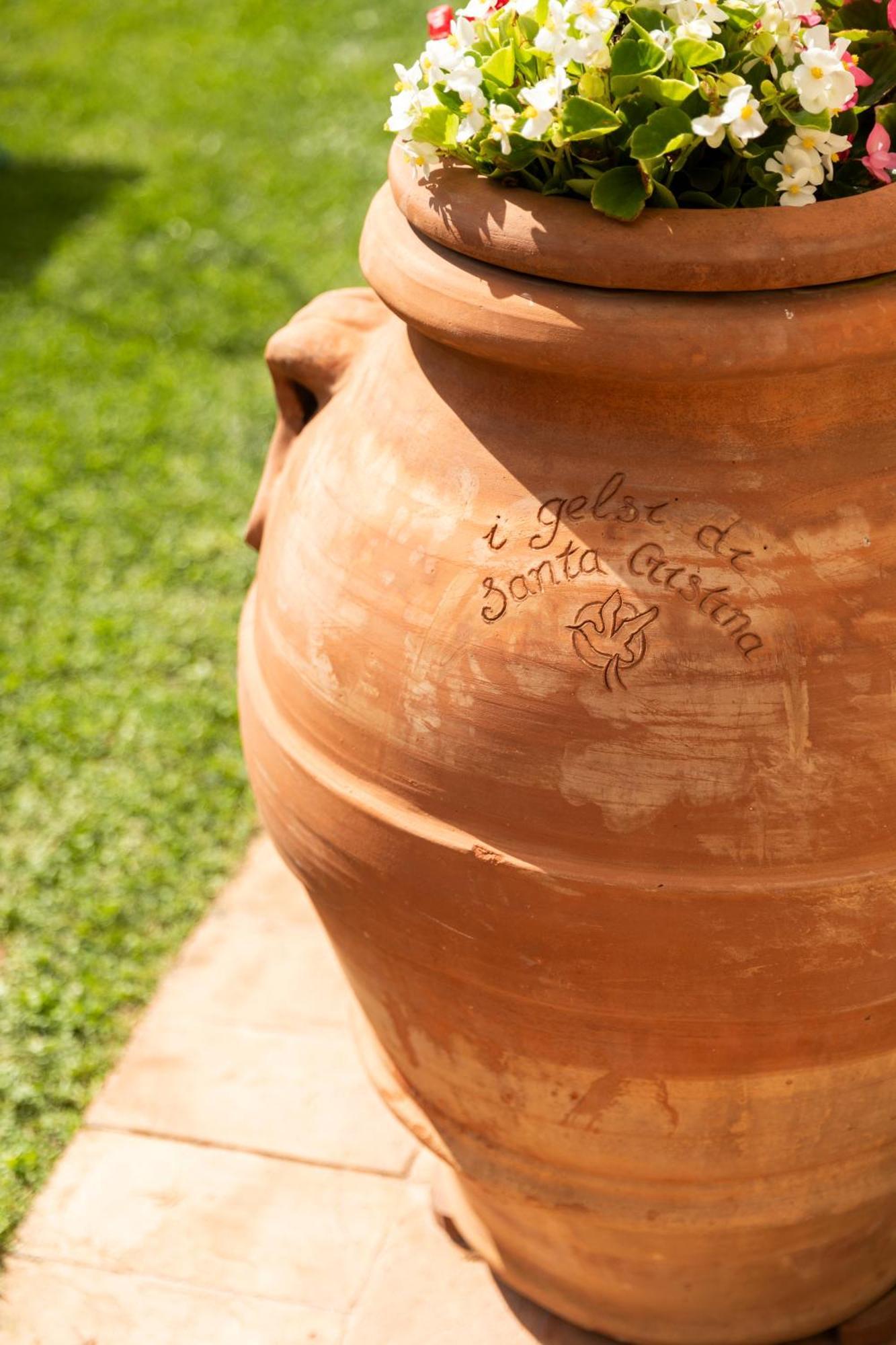 Agriturismo I Gelsi Di Santa Cristina 구비오 외부 사진