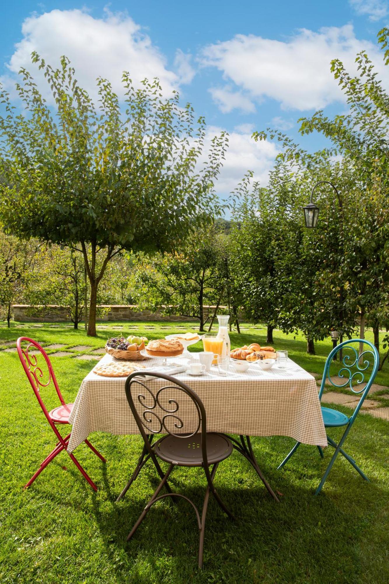 Agriturismo I Gelsi Di Santa Cristina 구비오 외부 사진