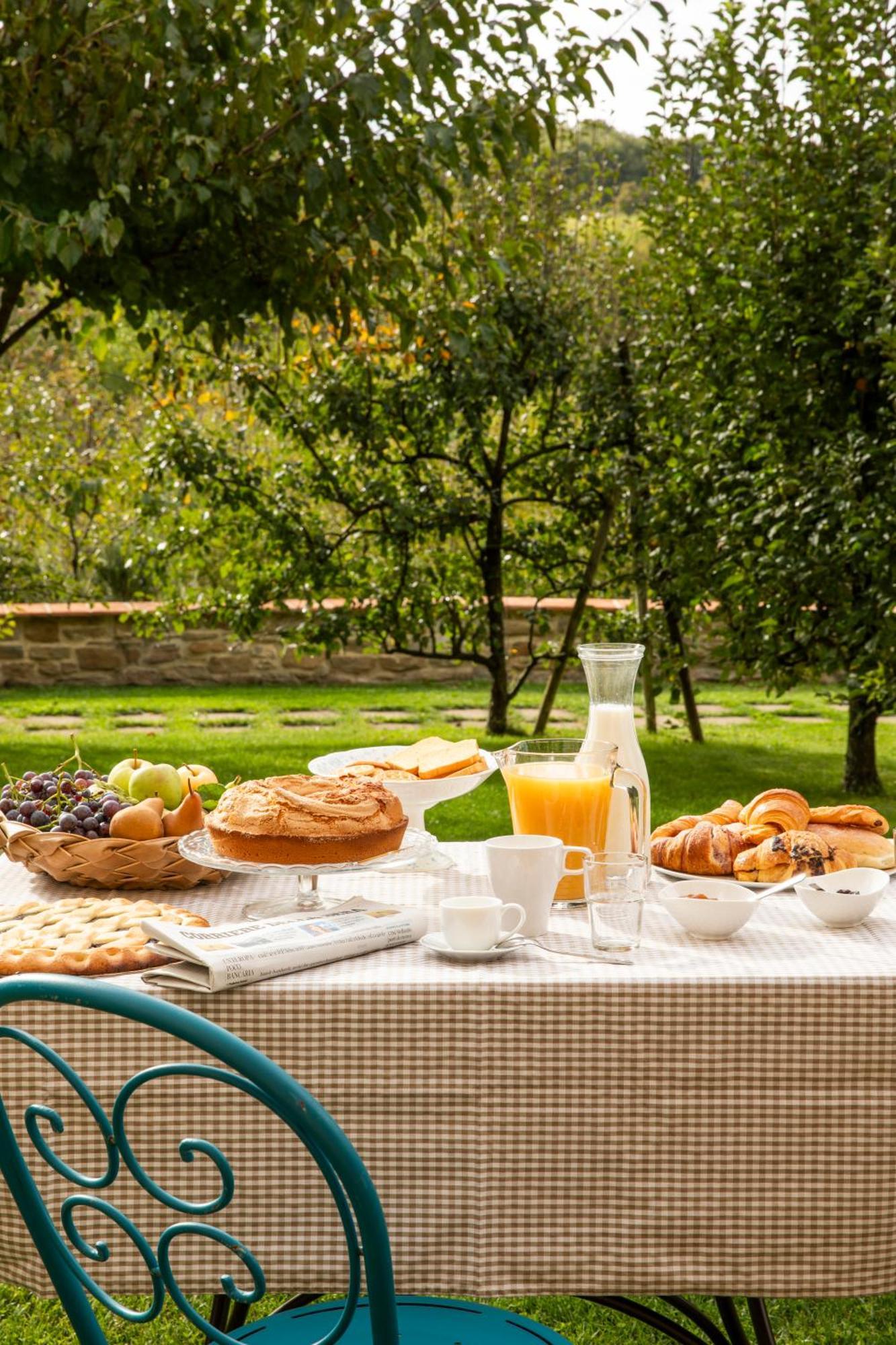 Agriturismo I Gelsi Di Santa Cristina 구비오 외부 사진