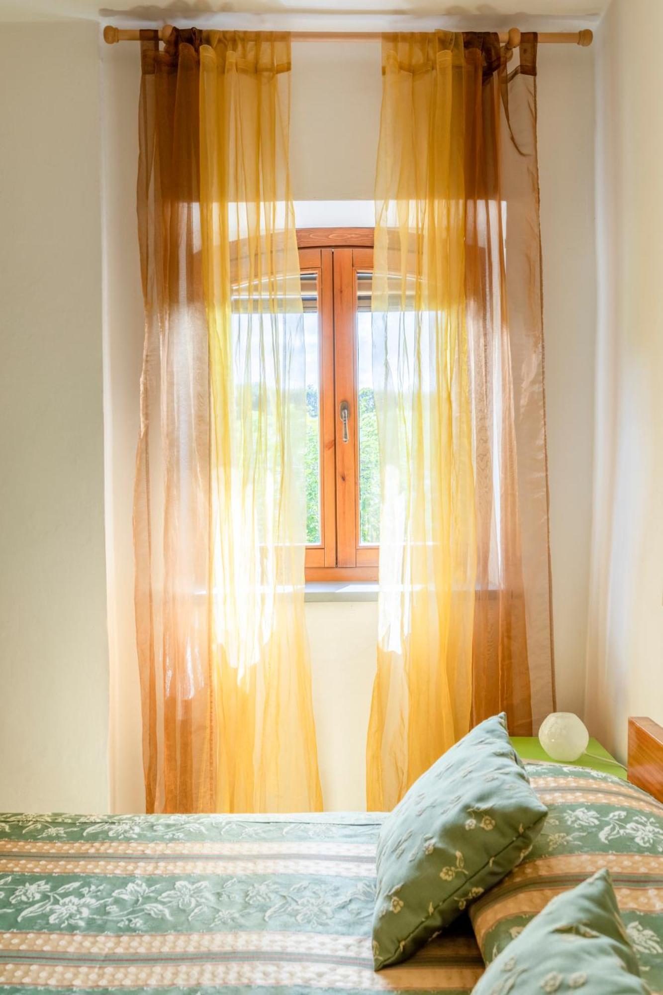 Agriturismo I Gelsi Di Santa Cristina 구비오 외부 사진