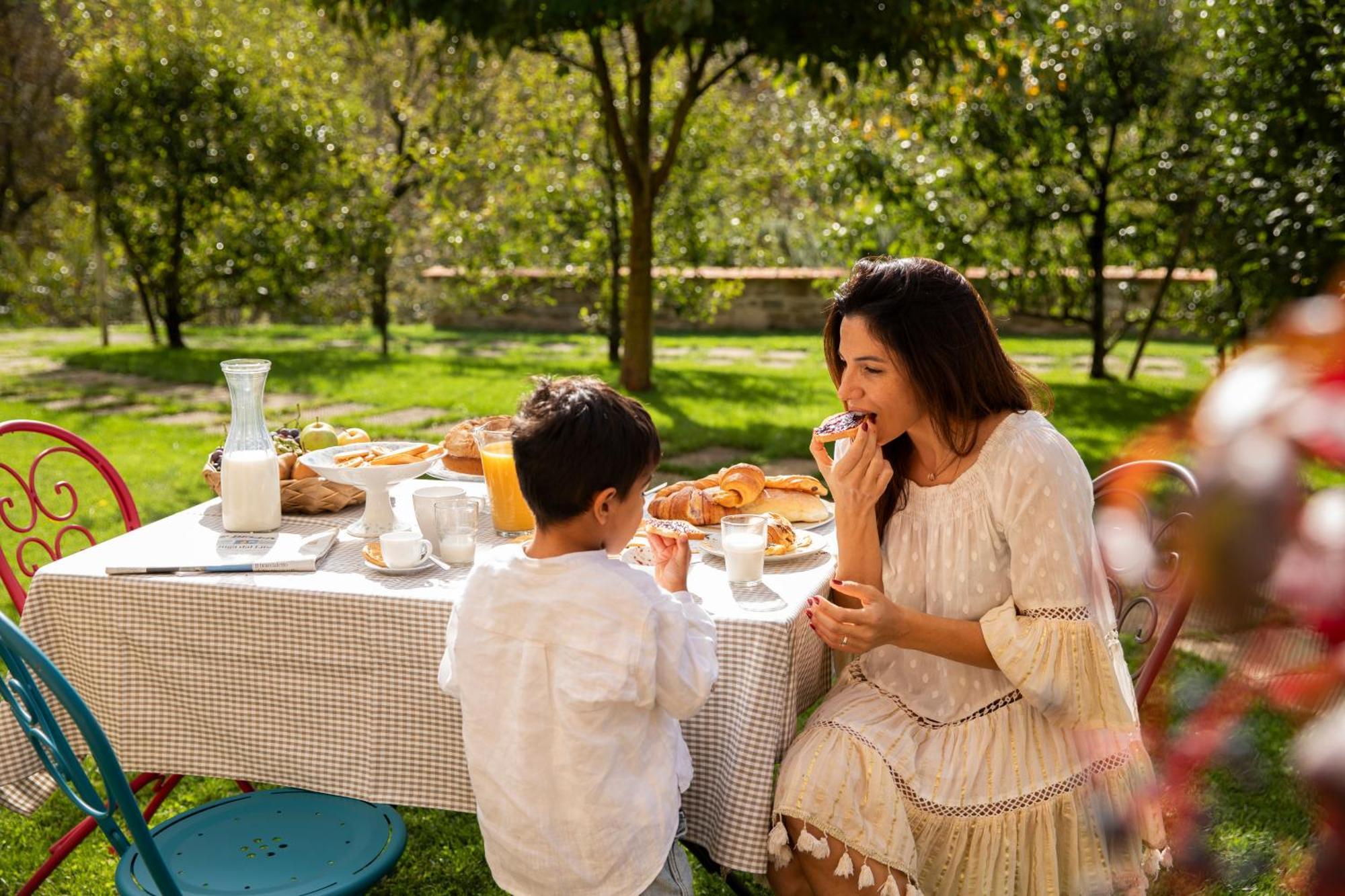 Agriturismo I Gelsi Di Santa Cristina 구비오 외부 사진